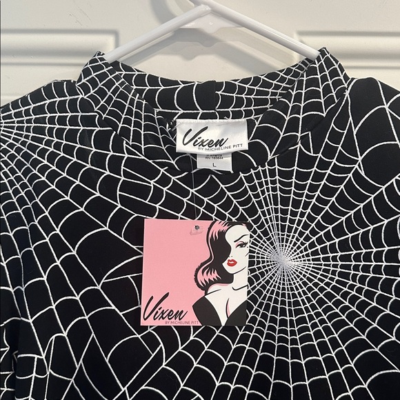 @hellsbellebeth - Picture 5 of 7